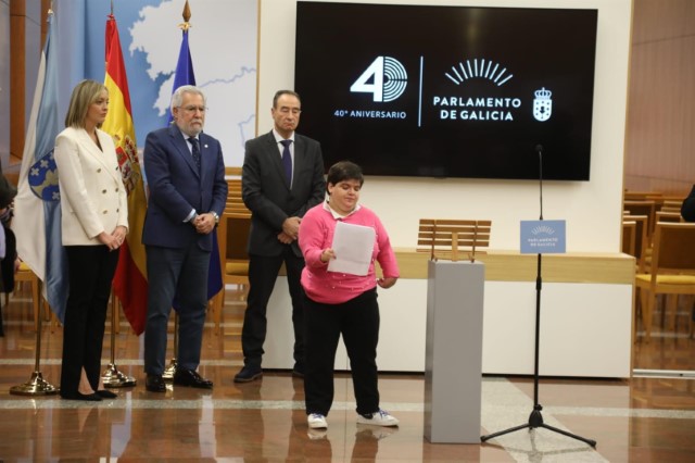 Santalices: “Non podemos darnos por satisfeitos mentres haxa persoas con dificultades por mor da súa discapacidade"